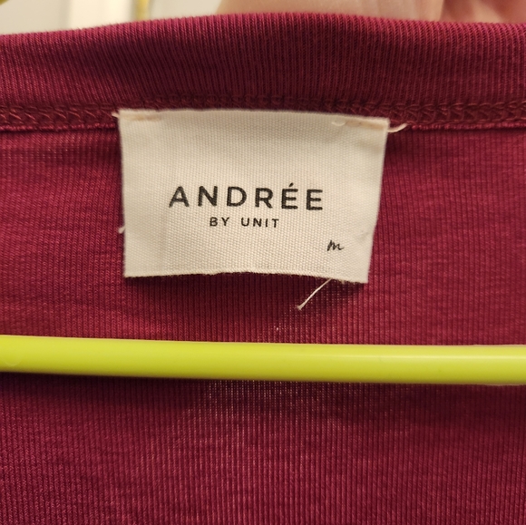 Never Worn - Andrèe flowy batwing blouse - Picture 4 of 4